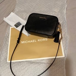 Used once, comes with wrapping paper and care card